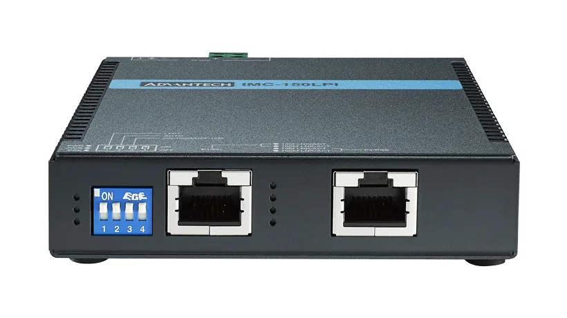Mặt trước Advantech IMC-150LPI: công tắc DIP bốn chân, hai cổng RJ45 có đèn báo