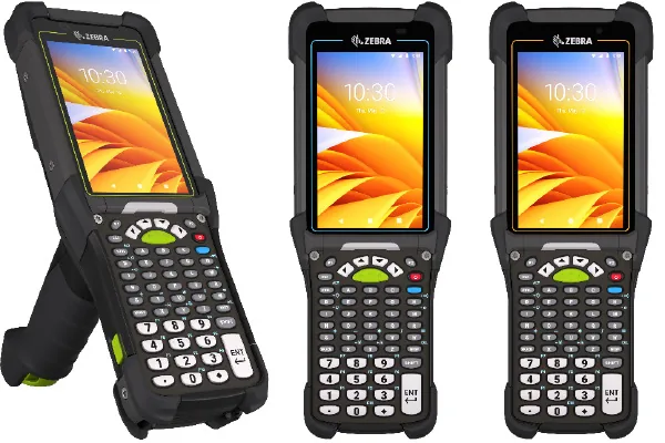 Ba máy Zebra MC9400 xếp cạnh nhau, một máy nghiêng thấy tay cầm và hai máy nhìn thẳng với bàn phím chữ số