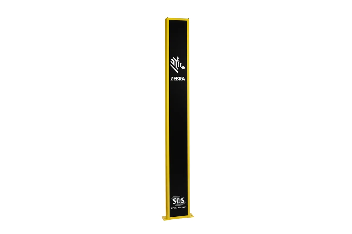 Cổng RFID Zebra D820 dạng cột đứng màu vàng đen lắp tại cửa dock kho
